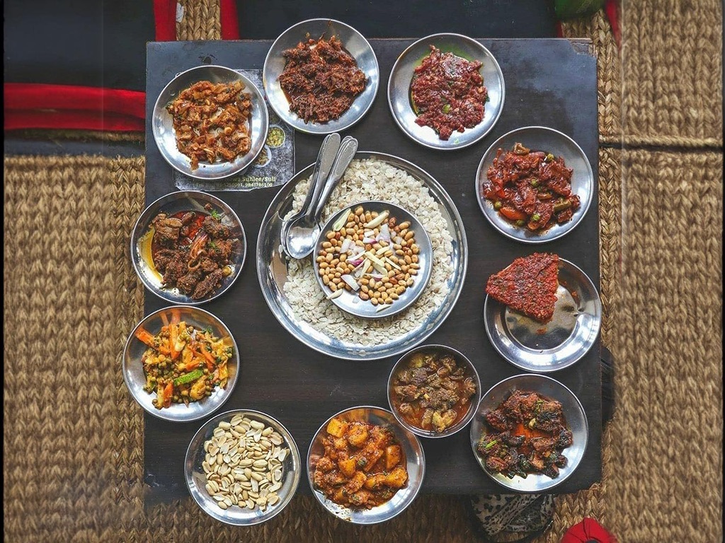 Newari Khana Set